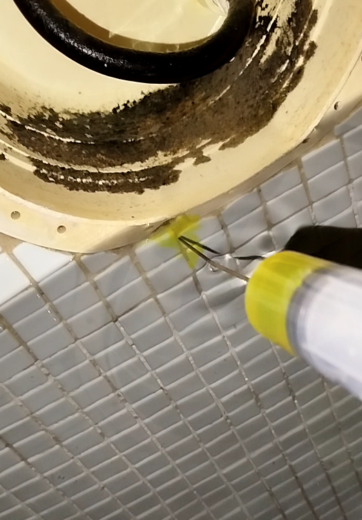 Spécialiste en recherche de fuite sur une piscine/spa de nage maçonnée et carrelée de 50m² sur Saint-Jean de Vedas proche de Montpellier
