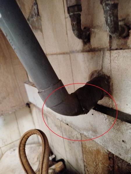 Expertise en recherche de fuite dans une maison individuelle suite à un dégât des eaux par test de pression à Saint-Gély-du-Fesc proche de Saint Mathieu de tréviers